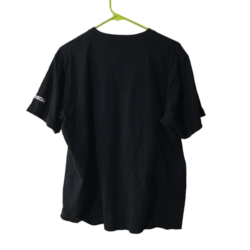 DISNEY UT UNI QLO MICKEY MOUSE GRAPHIC T-SHIRT MENS LARGE - Picture 2 of 4